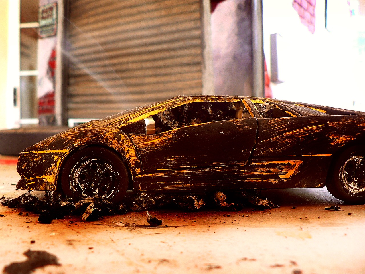 上海最新交通事故引發(fā)關(guān)注，城市交通安全面臨嚴峻挑戰(zhàn)