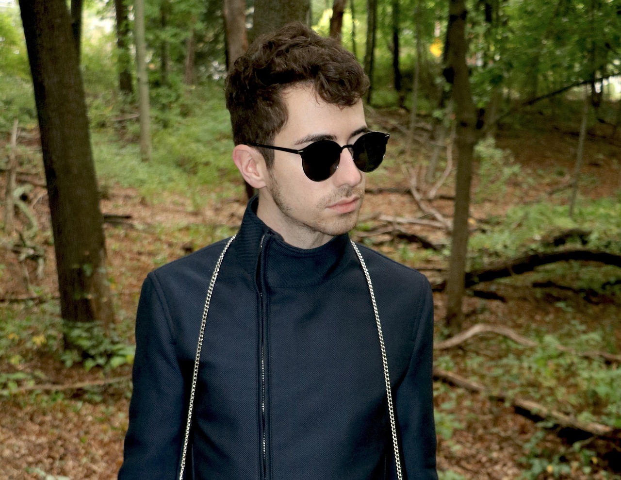 微信最新時(shí)尚潮流男士頭像圖片，展現(xiàn)個(gè)性風(fēng)格與魅力風(fēng)采