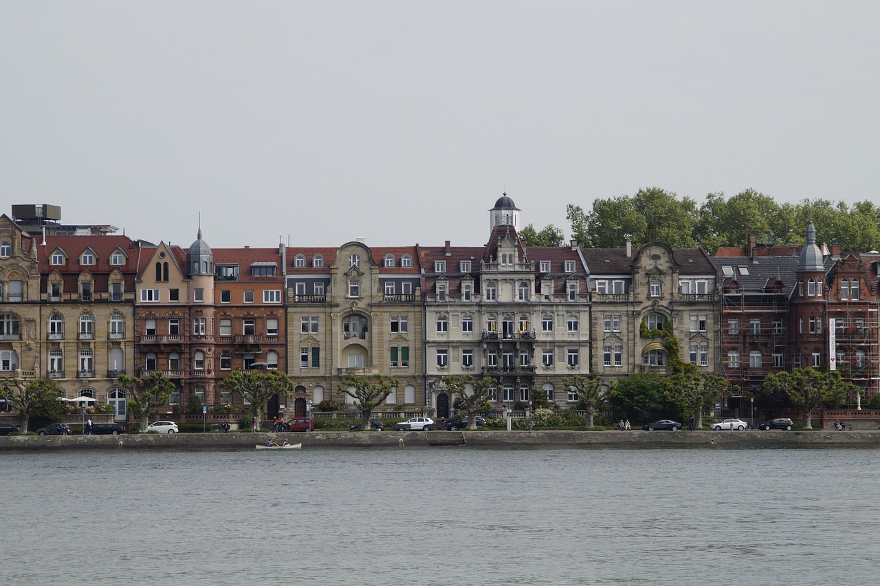 鳳陽(yáng)老城區(qū)，歷史與現(xiàn)代的交融最新消息