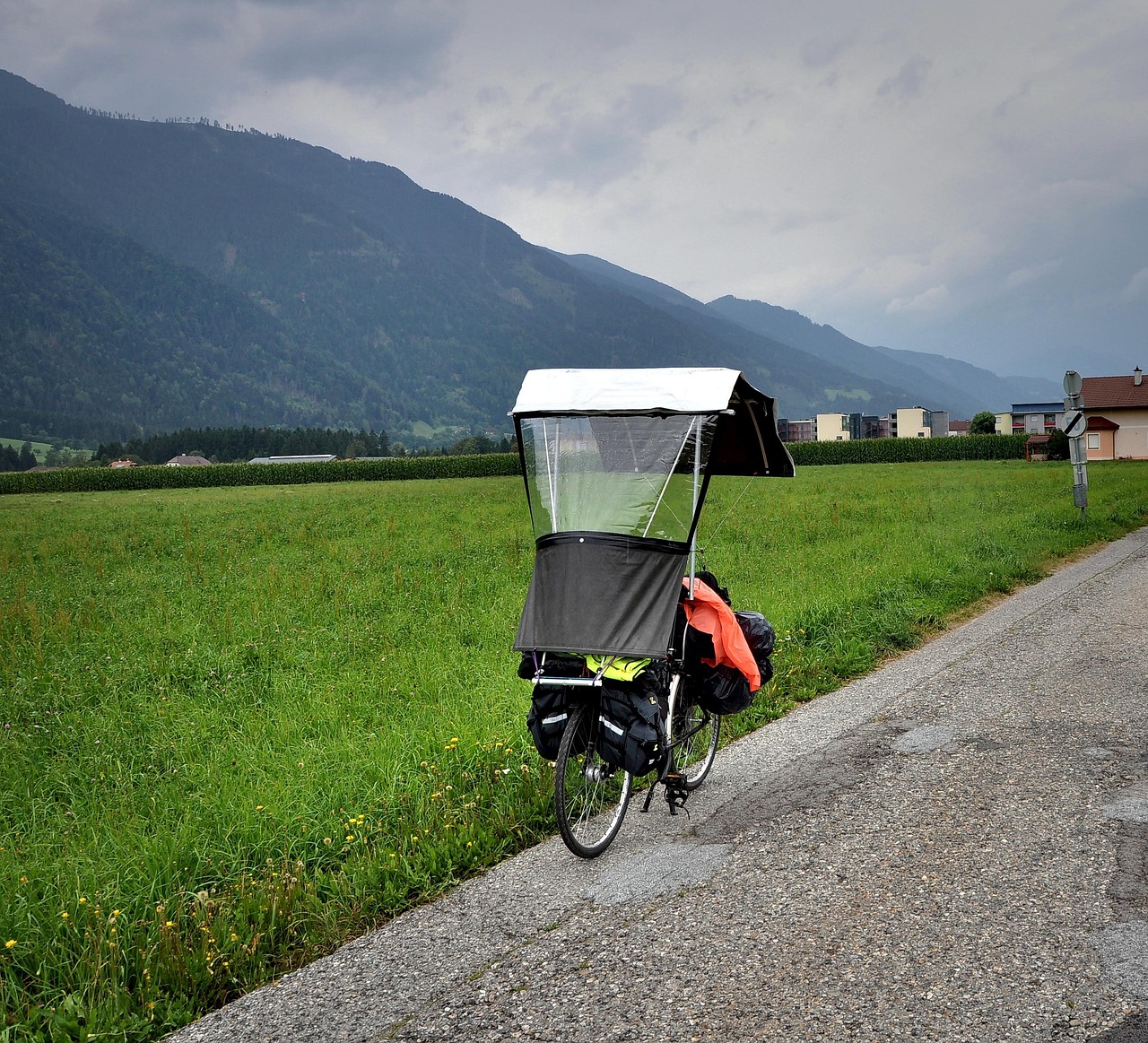 心藝電動車2016最新款，無界之旅的探索之旅