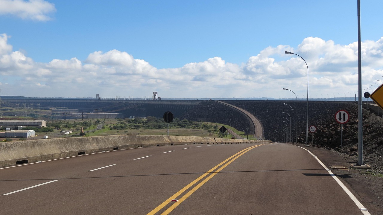 織普高速公路最新進展、影響與展望，最新消息揭秘修路進程與未來影響